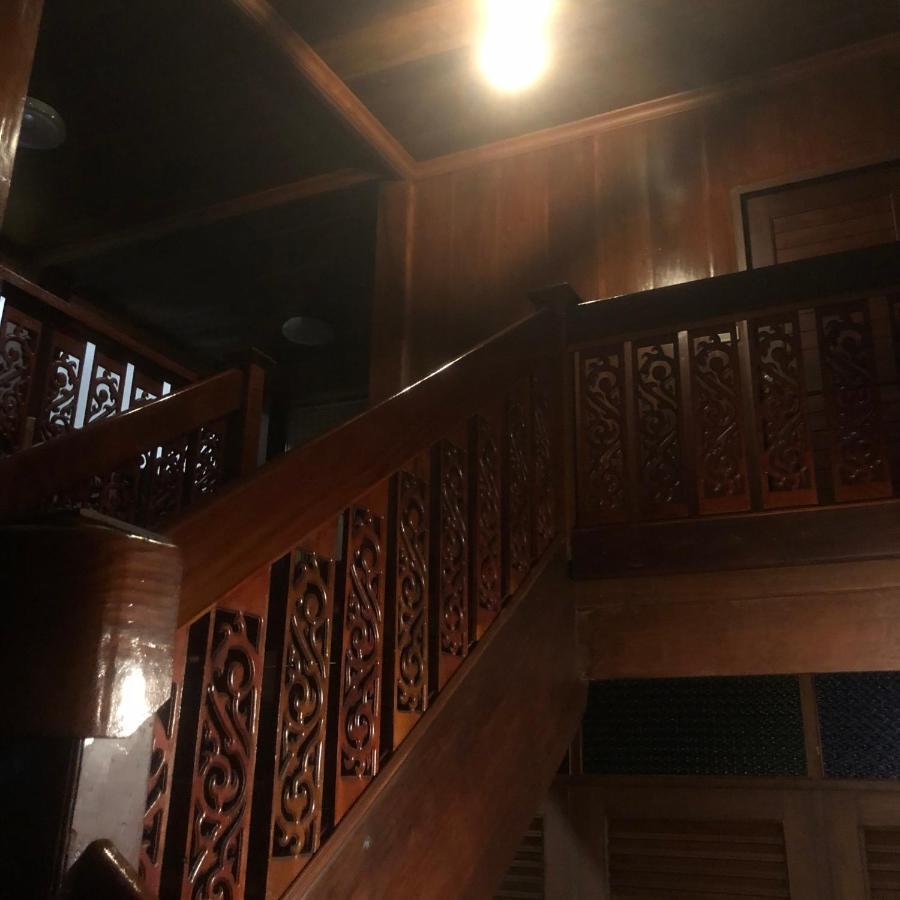 188 Teak House บ้านต้นสัก チエンマイ エクステリア 写真