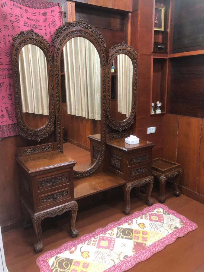 188 Teak House บ้านต้นสัก チエンマイ エクステリア 写真