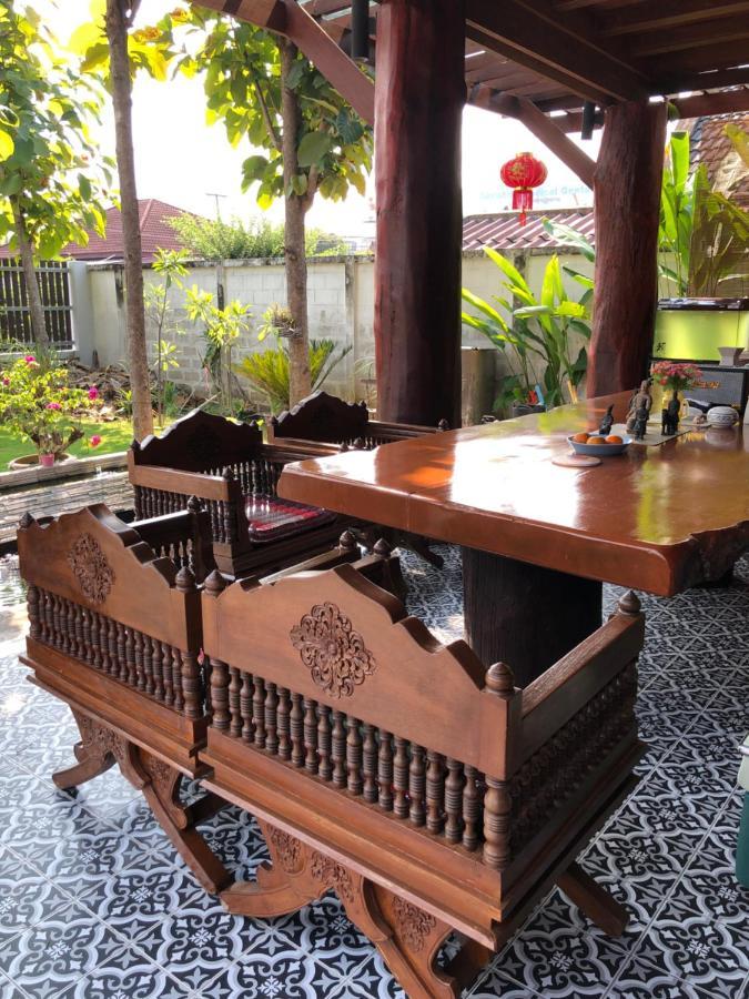 188 Teak House บ้านต้นสัก チエンマイ エクステリア 写真