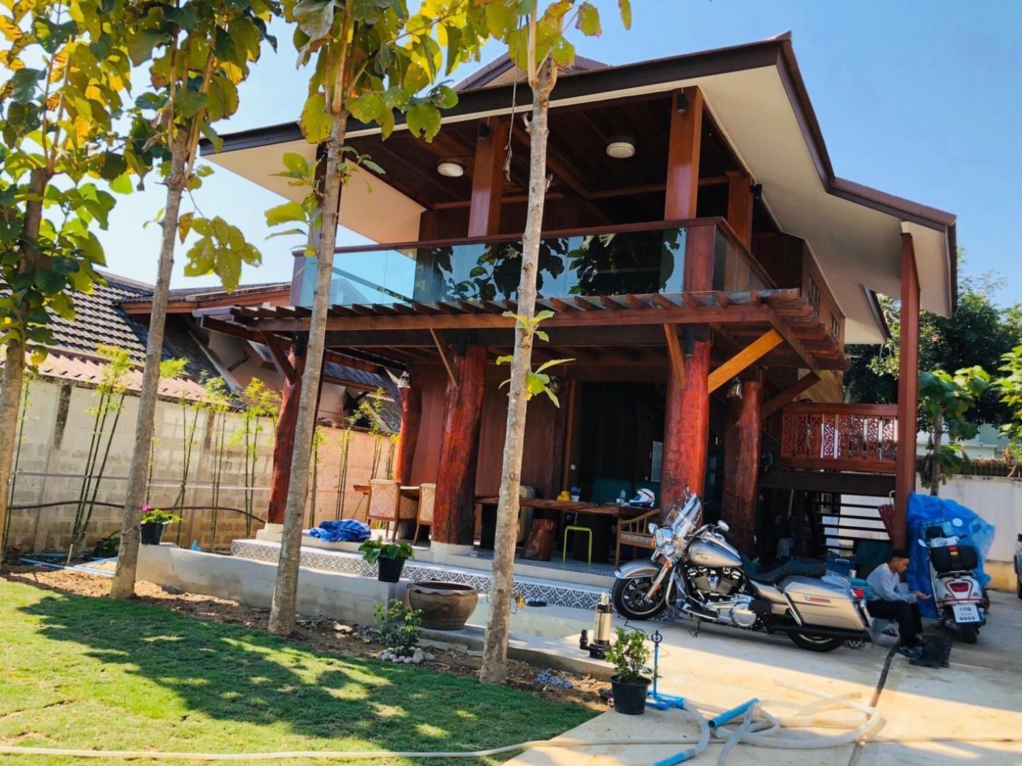 188 Teak House บ้านต้นสัก チエンマイ エクステリア 写真
